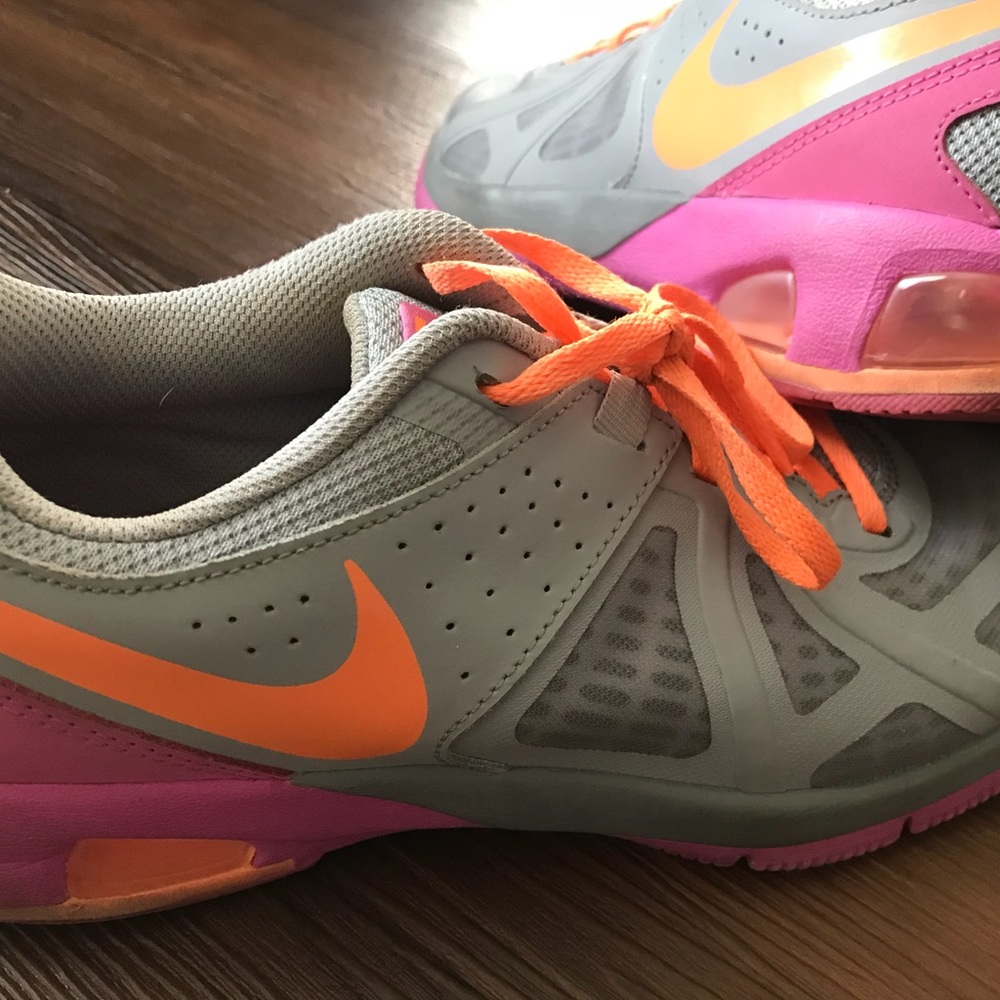 PINK, ORANGE, GREY NIKE AIR-MAX! 💕